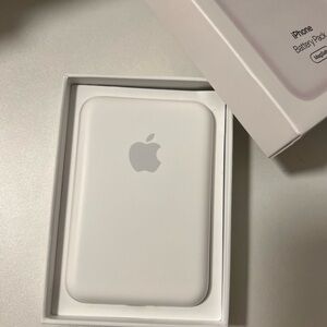 Apple MagSafe Battery Pack - Portable Charger White